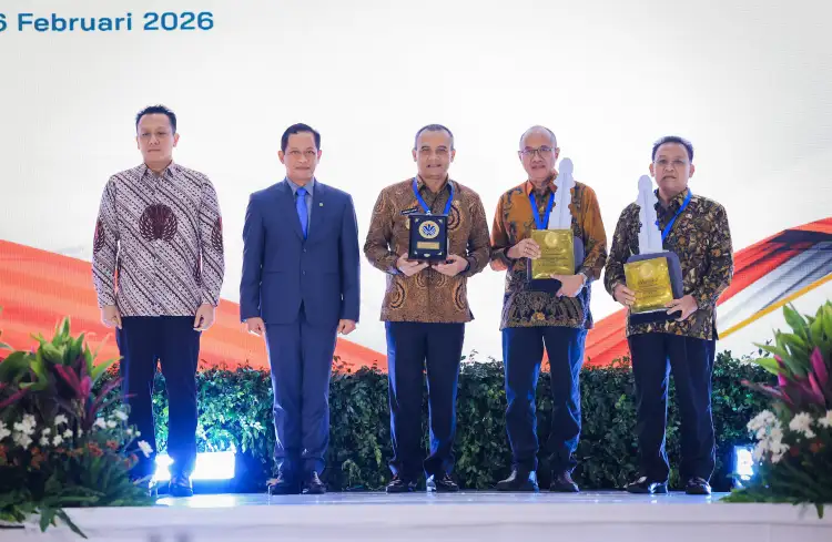 Gubernur Ahmad Luthfi Raih Penghargaan Pengelolaan Sampah 2026 untuk Jawa Tengah